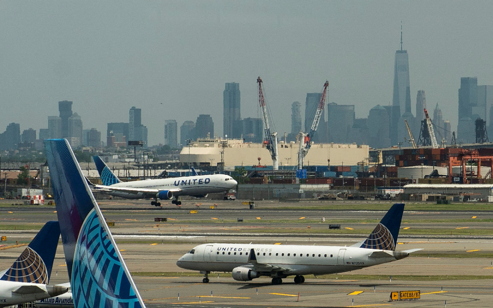 獨立日出行將創紀錄 航空旅客20年來最多