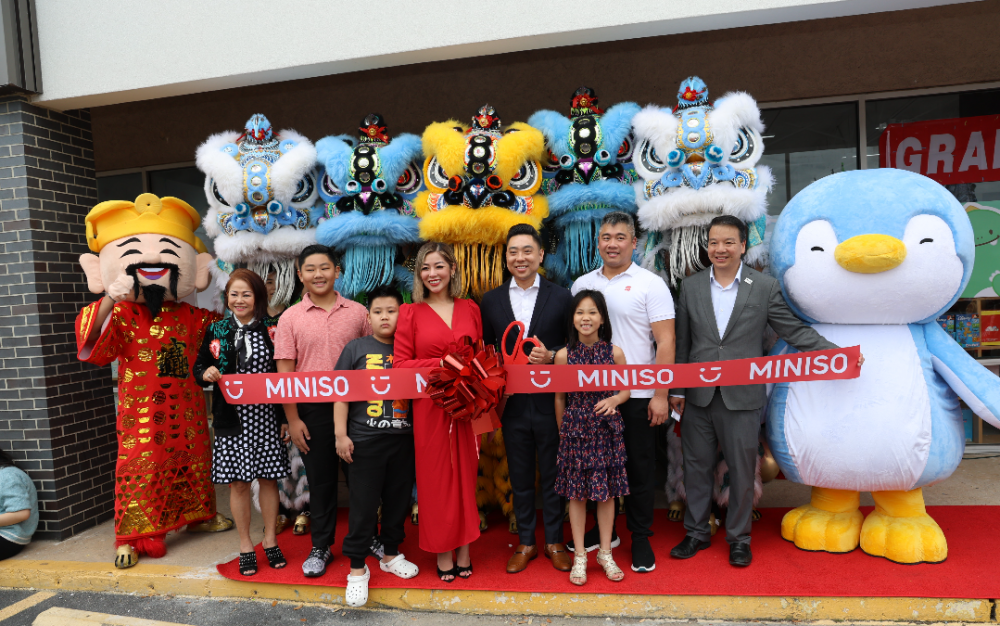 MINISO Houston Chinatown進駐頂好廣場，年輕人的最愛