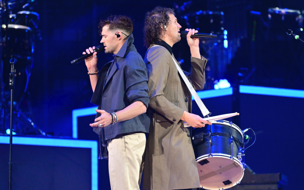 For King & Country 樂隊第二次亮相牛仔競技表演    創職業生涯最多觀衆