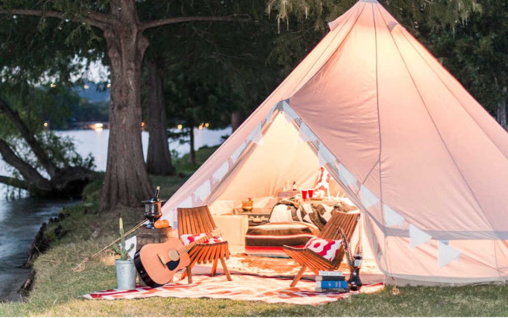 過節去哪玩？一起在德州體驗最火「豪華露營」Glamping！